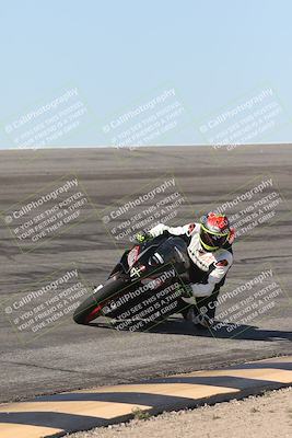 media/Oct-13-2025-Moto Forza (Mon) [[a66d839500]]/2-A Group/Session 2 (Bowl)/